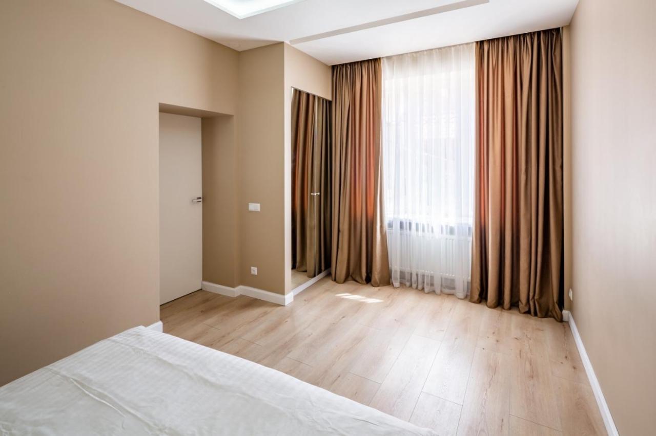 Балабана 6 Lviv Exterior foto